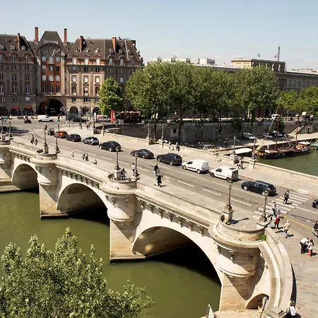 Pick A Flat's In Saint Louis - Quai Des Orfevres Parijs