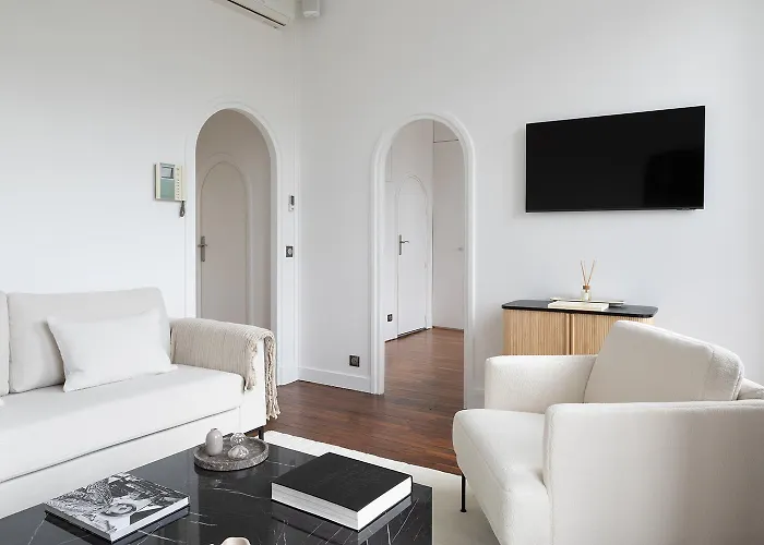 Pick A Flat's In Saint Louis - Quai Des Orfevres *
